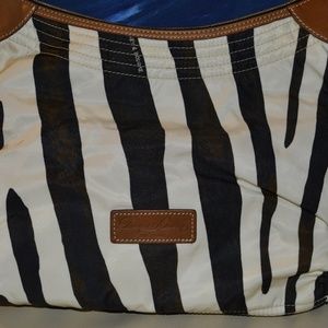 Dooney & Bourke purse